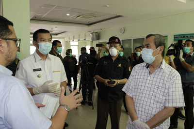  Langkah Antisipasi, Gubri Tinjau Persiapan RSD Madani Pekanbaru dan RSJ Tampan